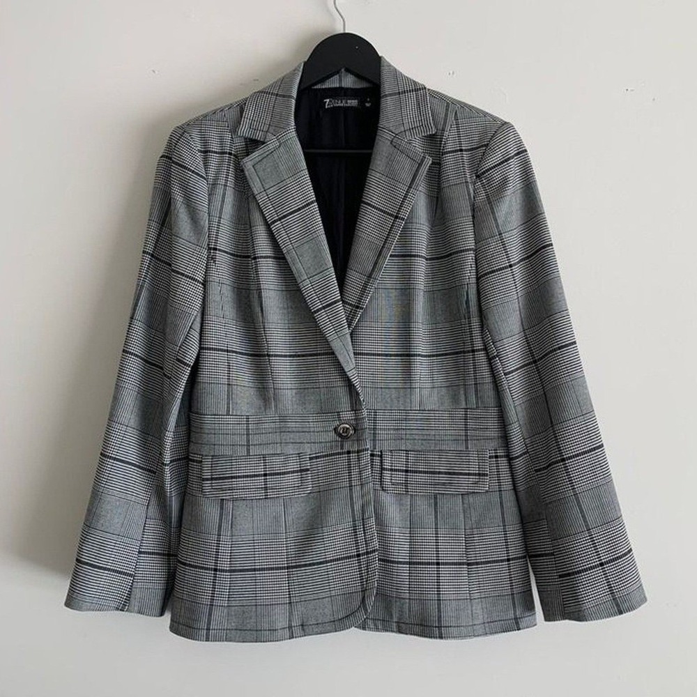 New York & Company Womens Plaid Blazer Jacket 8 Grey Classic Preppy Corporate